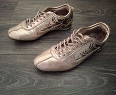 Women's Nike runners