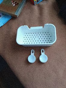 Ikea portable shelf with suction