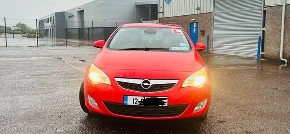 2012 Opel Astra