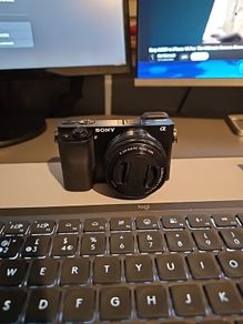 Sony A6000