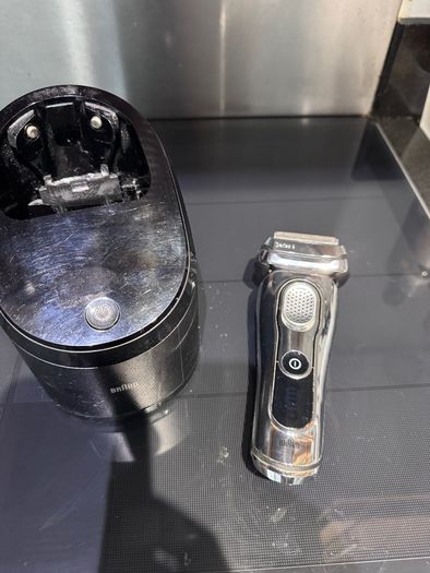 Braun series 9 shaver wet and dry