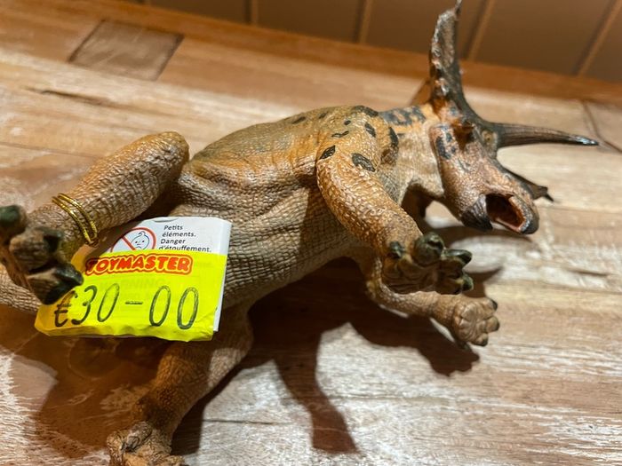 Papo Pentaceratops dinosaur figurine new