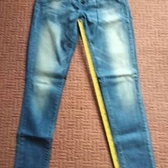 Brand New Levis Skinny Curve Jeans Uk6