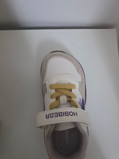 Kisds hoboibear barefoor runners