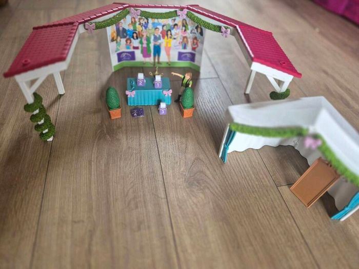 Schleich horses, stables and accessories
