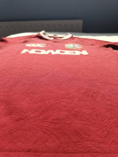 Brand New, unworn Lions Jersey