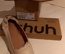 BNIB Leather Flats Size 5