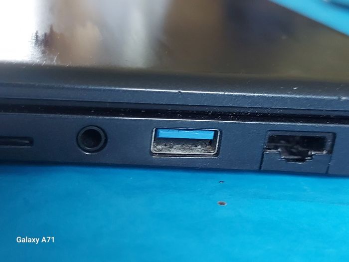 Dynabook Sattelite Pro, Intel Core i3-1005G1 CPU, 1.2GHz, 8GB Ram, 128GB SSD, Windows 10 Pro, Microsoft Edge, Chrome
