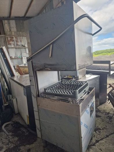Commercial Dishwasher