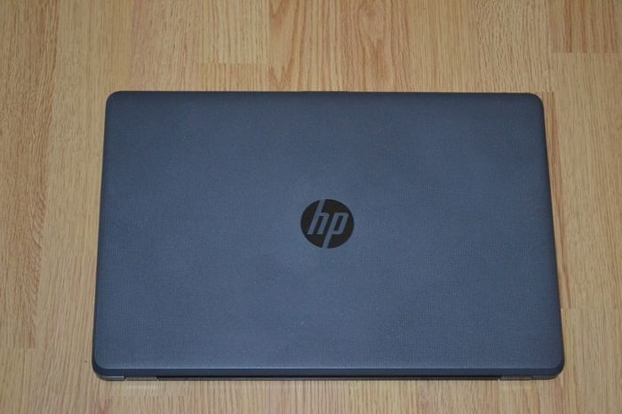 HP Core i3 DDR4 Laptop, 1TB HDD with HDMI + Microsoft Office