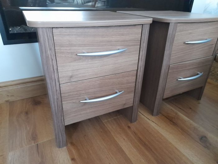 Bedside lockers