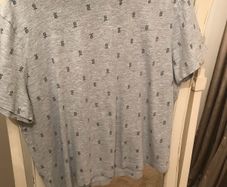 Grey Pineapple Print T-shirt size XL