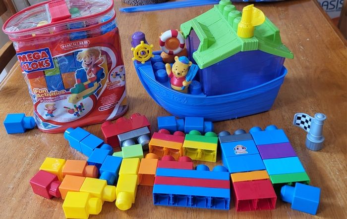Mega Blocks bundle