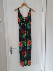 Ladies  Stella Morgan maxi dress