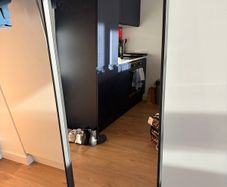 Full-length mirror (150 x 65 cm)