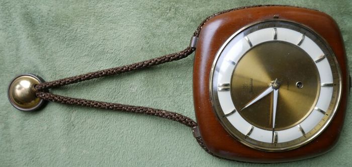 Vintage Junghans Exacta Wall Clock Mid Century Wood Frame Rope Trim Mcm (works Well)
