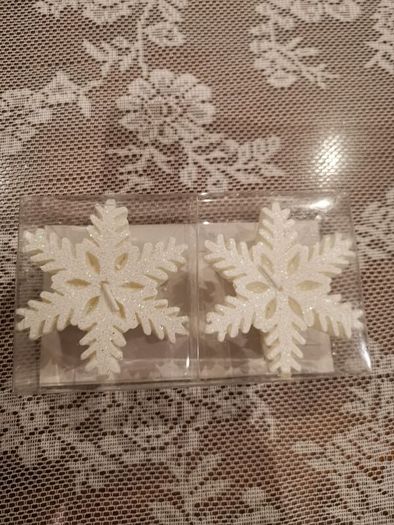 New in box Christmas snowflake candles in box