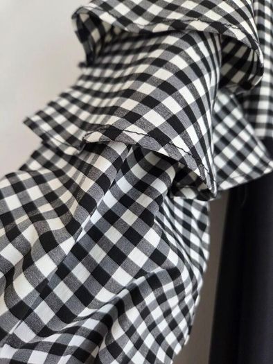 Joseph Ribkoff black and white off shoulders dress