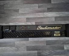 PRICE DROP Studiomaster 700D