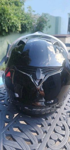 Motorcycle helmet