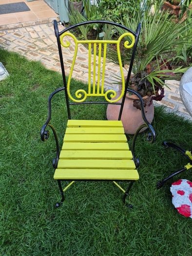 Bistro set Forged Garden Chairs  Cast iron table very heavy furniture patio decking steel home house  cottage benchs gift present new sea shels furniture pots statue  table and chairs seat