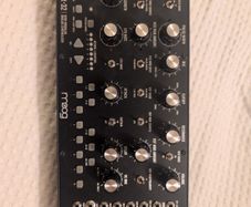 Synthesizer Moog Mother-32