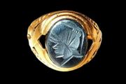 Vintage 9ct Hematite Intaglio Signet Ring