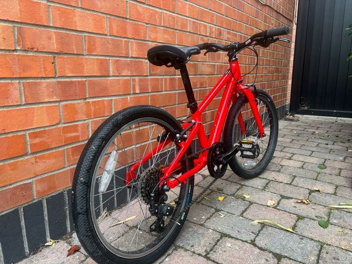 Kids Ridgeback Red Dimension 20 Bike