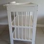 baby changer Image 3