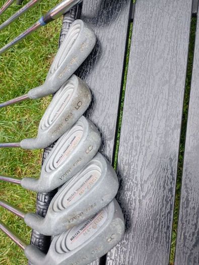 golf clubs
