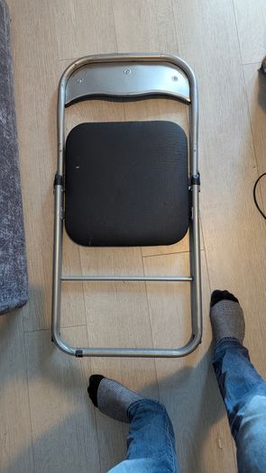 Set of 3 folding chairs