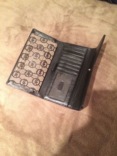 Michael Kors signature purse