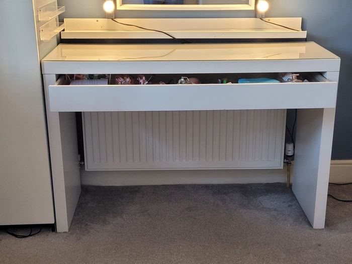 Malm IKEA dressing table