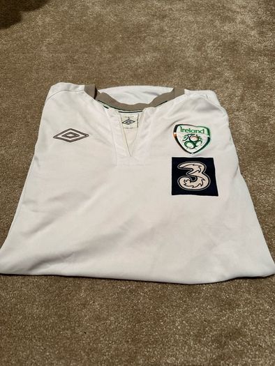 Ireland 2010-12 Away Jersey/Shirt