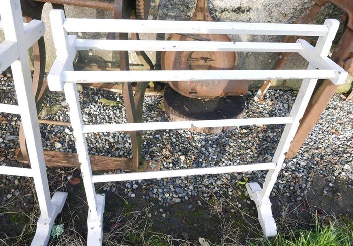 Vintage 19th Century White Painted Mahogany Towel Stand, C1880 (30 each)
