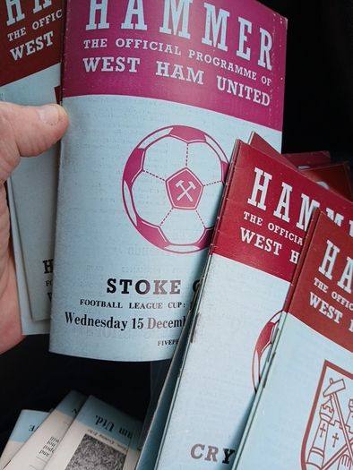 football programmes WEST HAM UTD Home 1969 to '72 25 in total