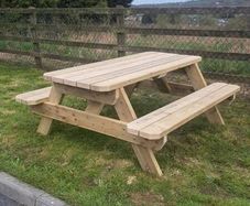 6.5ft Picnic tables
