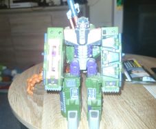 Transformer Armada Galvatron Tank 2001 Decepticon Action Figures Vintage Hasbro