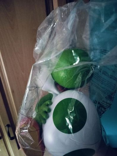 Yoshi popcorn bucket