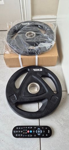brand new 2x10kilo olymoic tri grip weight plates