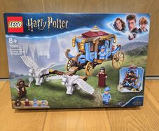 Lego 75958 Beauxbatons' Carriage: Arrival at Hogwarts