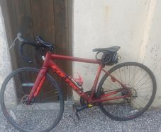 Red Carrera Vanquish Road Bike, Mint Condition, Fully Serviced