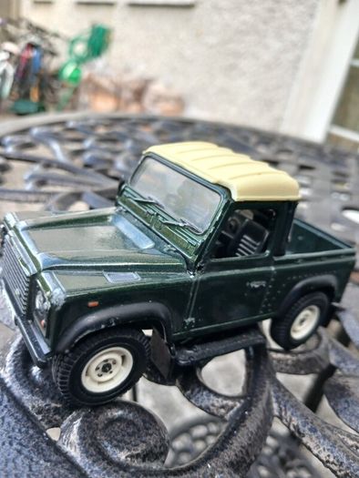 Britains Land Rover Defender