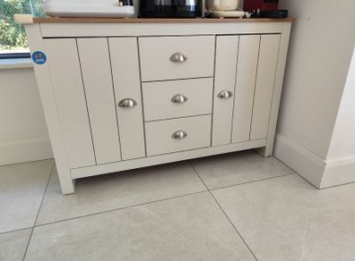 2-Door 3-Drawer Sidetable Good Condition