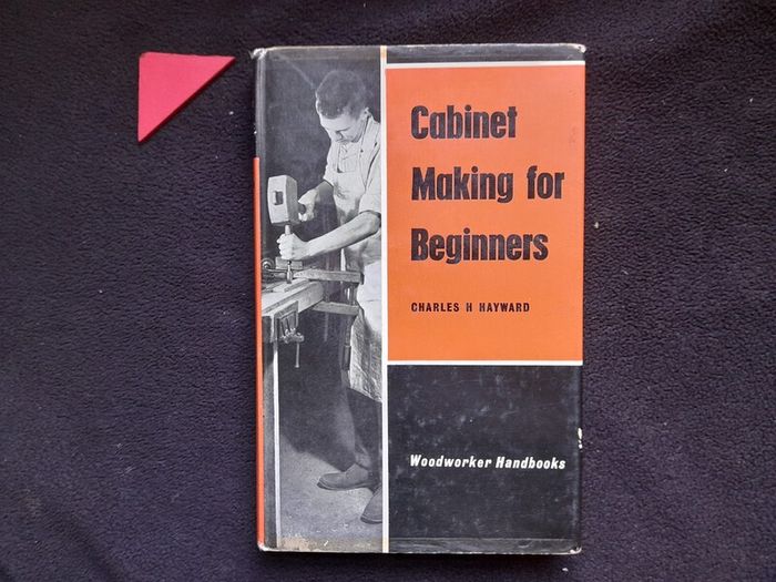 B00K_Cabinet Making for Beginners