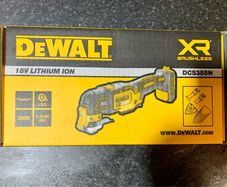 DeWalt DCS355N Multitool , 5AH Battery & Charger