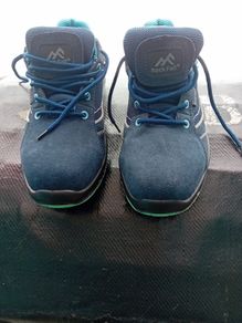 Safety Trainers size 6/39