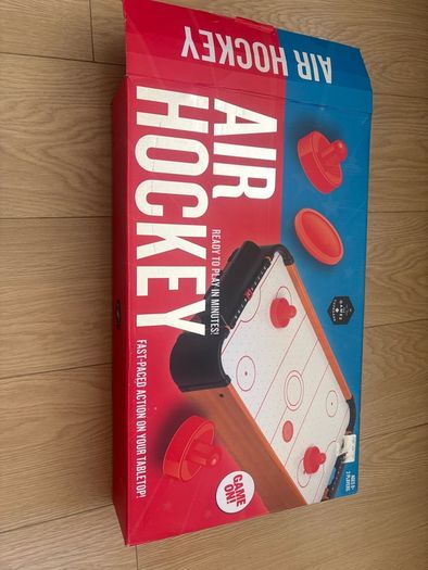 Air hockey