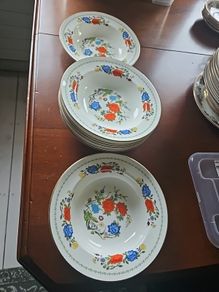 Ansley soup bowls ..set of 8