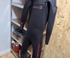 C-Skins wetsuit wired MEDIUM TALL